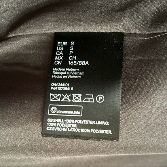 H&M Black Short Jacket Size Small NWT 7 0473 - Picture 5 of 7